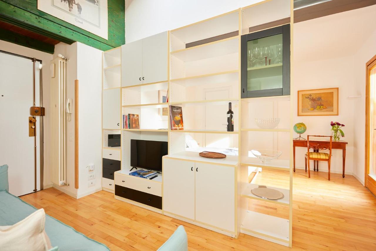 Italian Design Small Attic ボローニャ エクステリア 写真